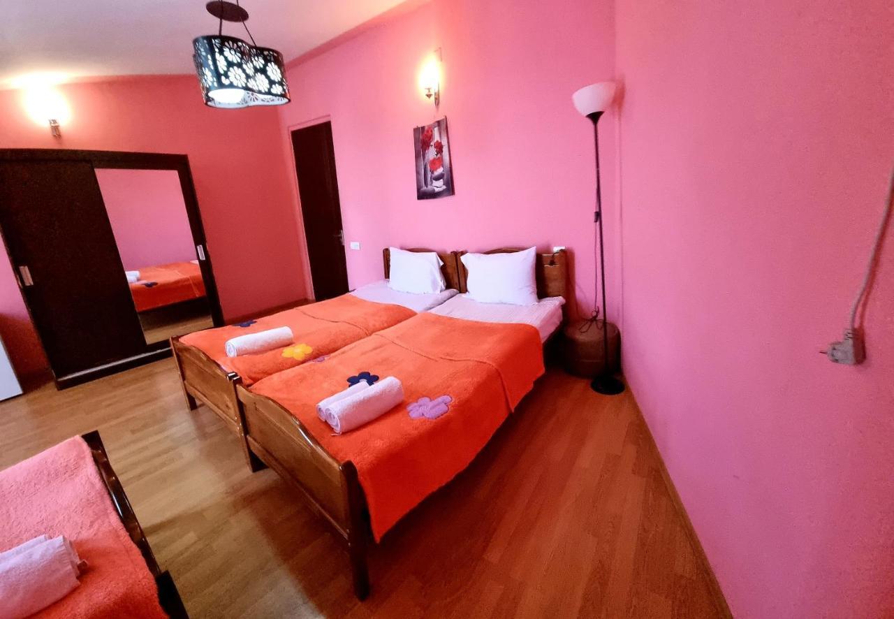 Qeroli Old Town Hotel Тбилиси Екстериор снимка