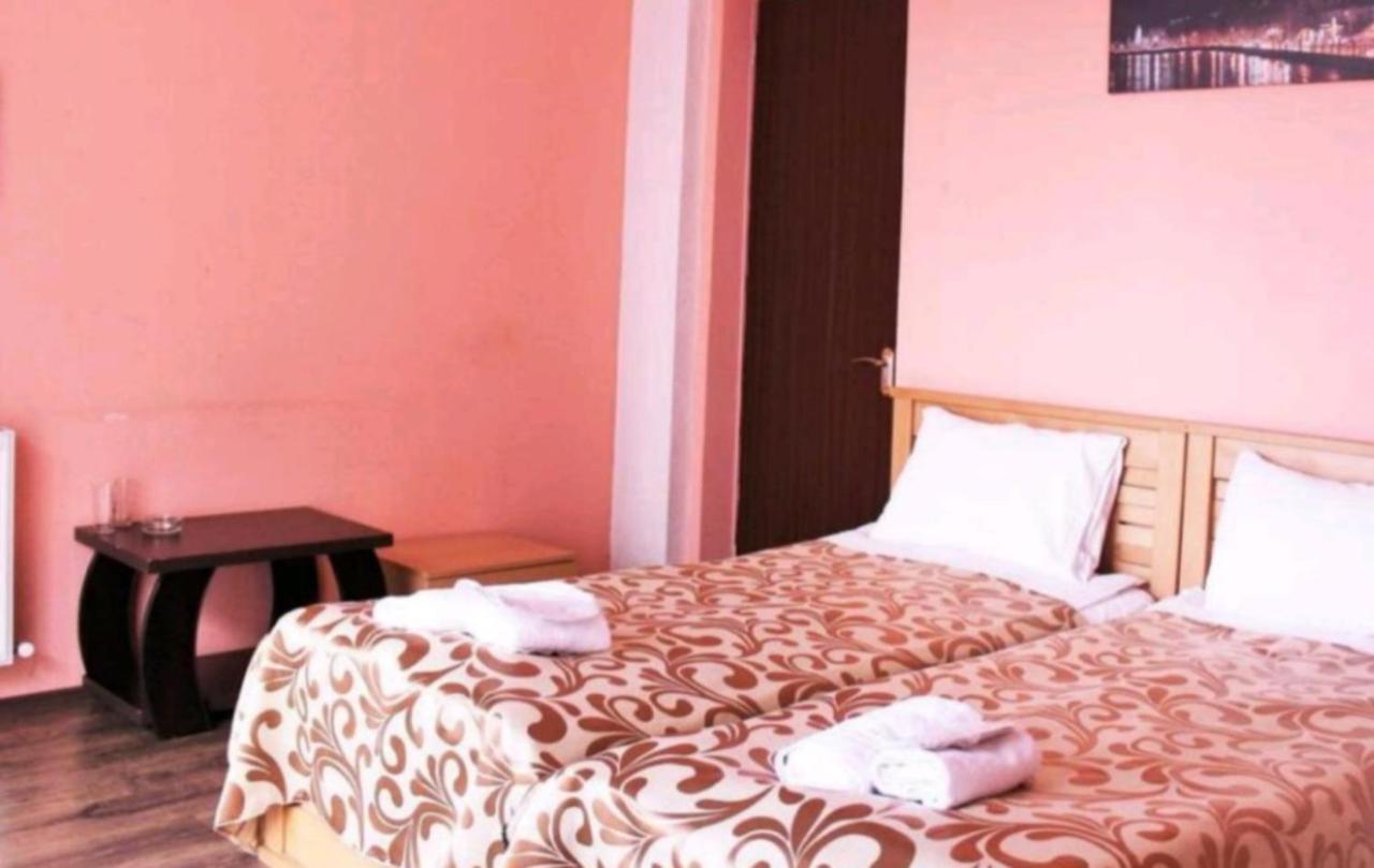 Qeroli Old Town Hotel Тбилиси Екстериор снимка