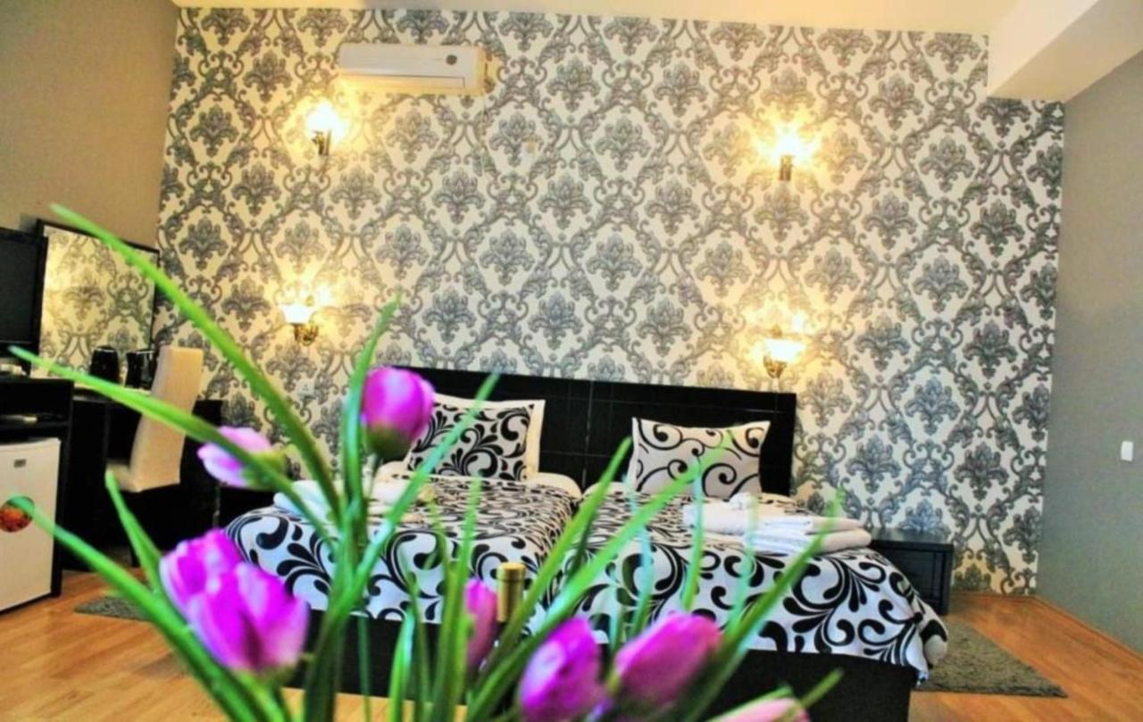 Qeroli Old Town Hotel Тбилиси Екстериор снимка