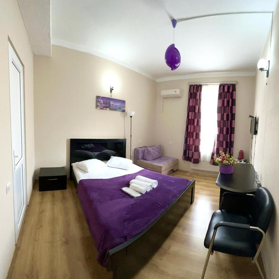 Qeroli Old Town Hotel Тбилиси Екстериор снимка